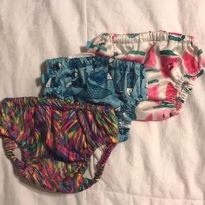 Lot of 3 honest kids swim diapers